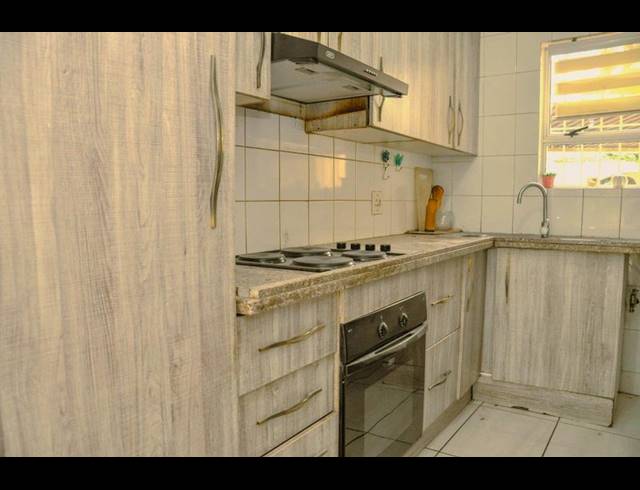 2 BEDROOM HOUSE FOR SALE IN NORTHERN ACRES